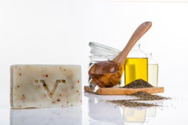 SAPOUNIA-ELAIOLADOU-VALANIA-GREEN-TEA-NEW-600x400